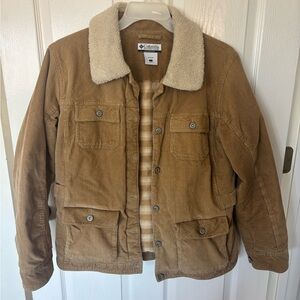Columbia Camel Corduroy Jacket with Sherpa Collar Womens Large.